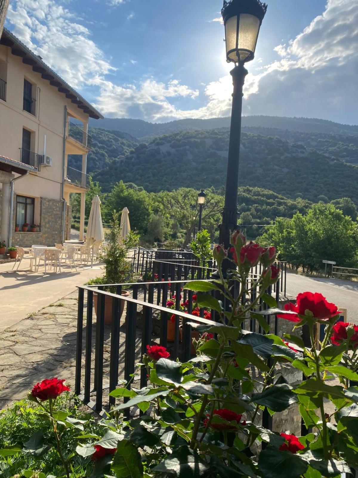 Hotel Guara Inluka Las Almunias Εξωτερικό φωτογραφία