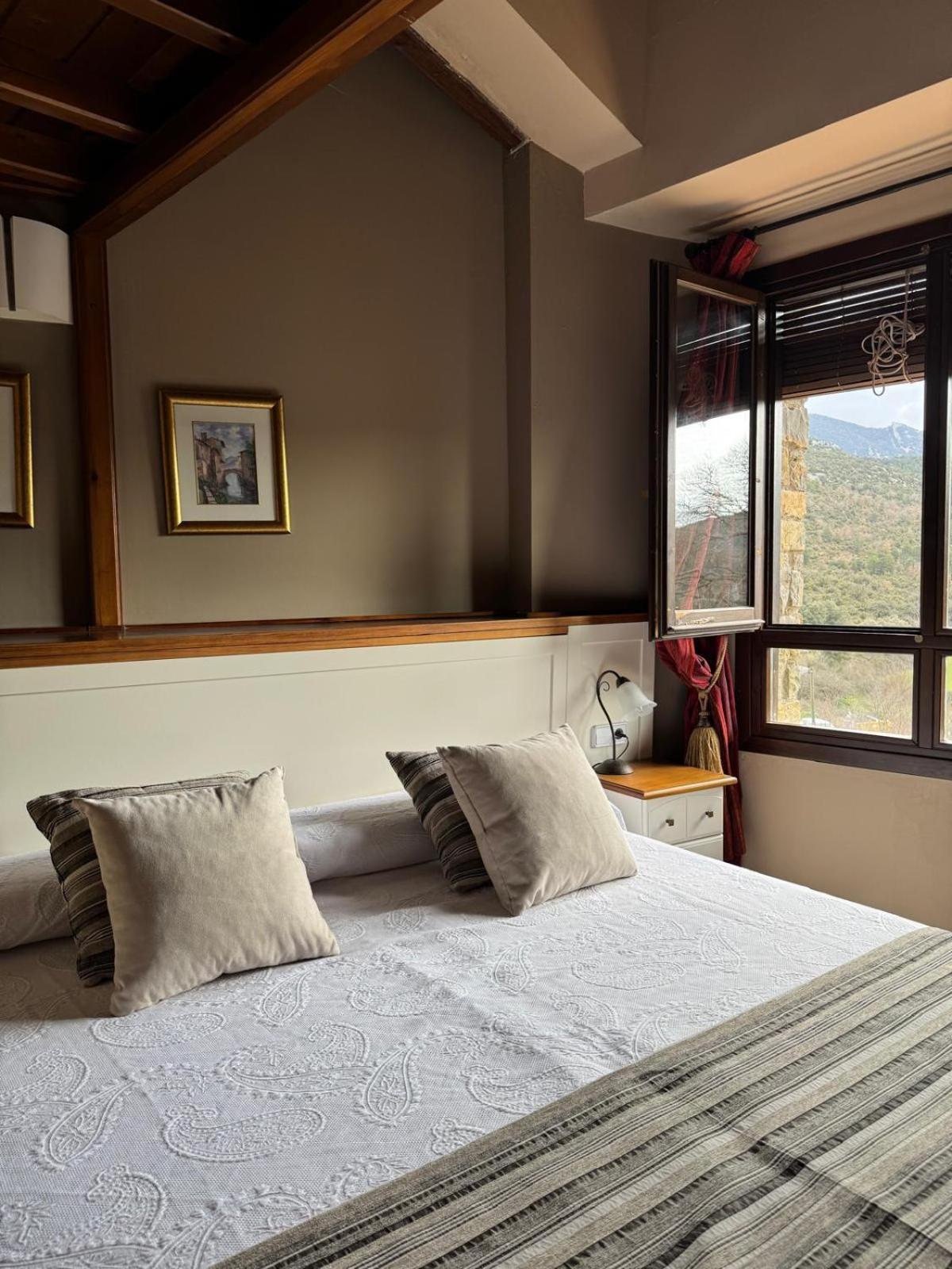 Hotel Guara Inluka Las Almunias Εξωτερικό φωτογραφία